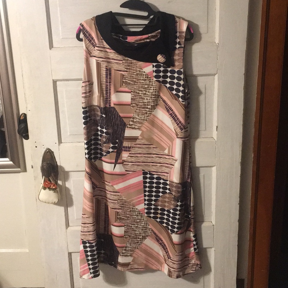 Ladies dress size medium.
